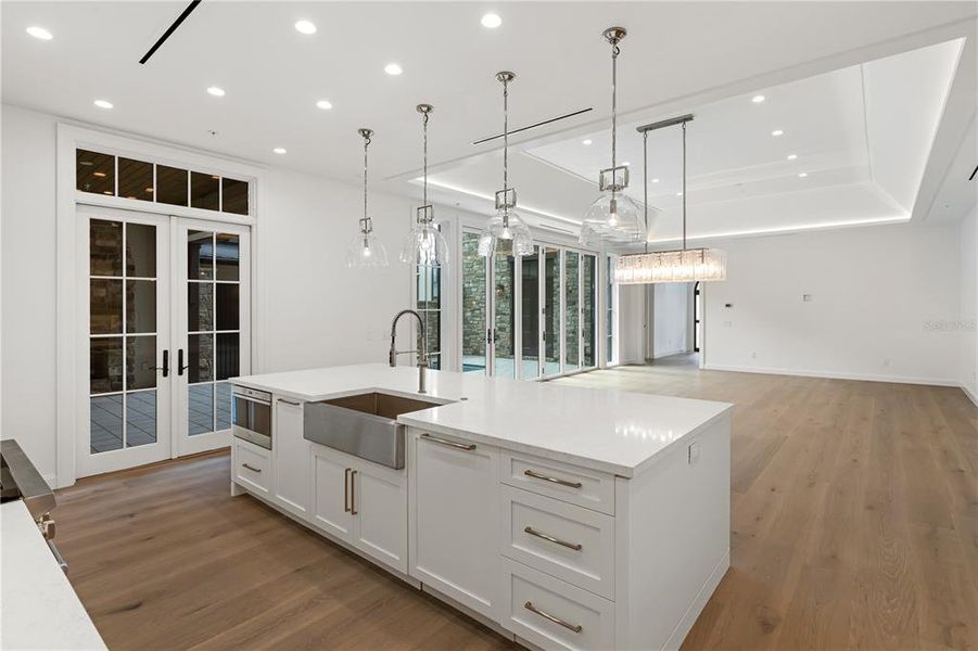 Furnished interior view inside a new home in , Orlando (Image 45).
