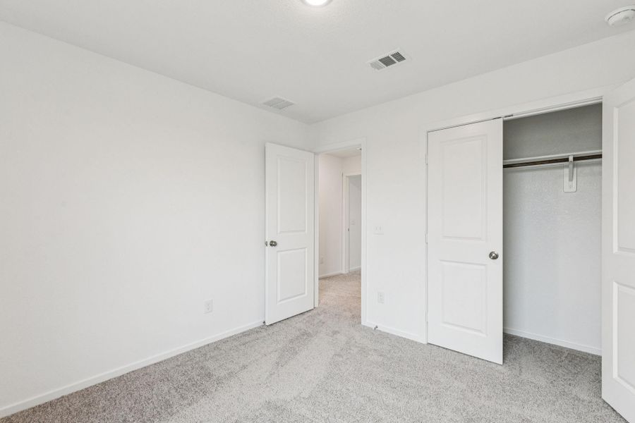 Spacious, unfurnished interior of a new home in River Ranch, Dayton (Image 30).