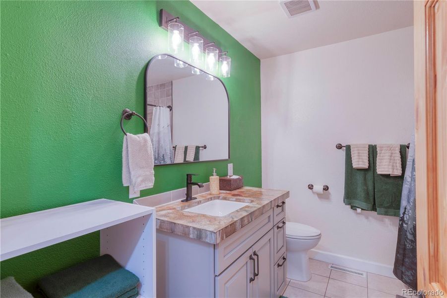 Furnished interior view inside a new home in , Westcliffe (Image 13).