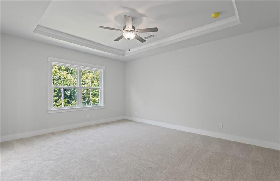 Spacious, unfurnished interior of a new home in Traditions of Braselton, Jefferson (Image 12).