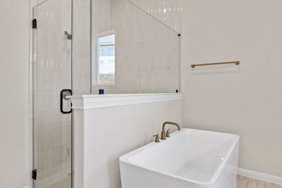 Representative furnished interior of a home built from the Ashlyn by Ashton Woods in Provence, Austin (Image 15).