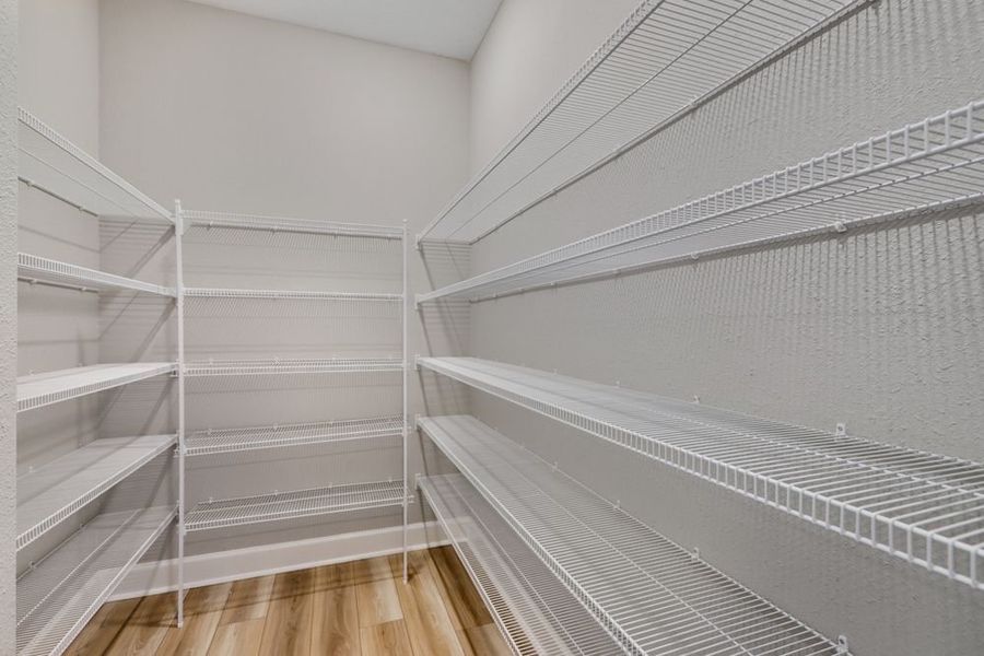 Spacious, unfurnished interior of a new home in Headwaters at Lofton Creek, Yulee (Image 24).