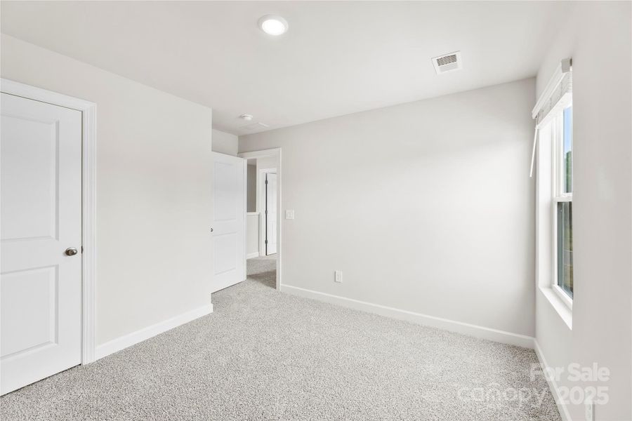 Spacious, unfurnished interior of a new home in Seattle Crossing, Shelby (Image 13).
