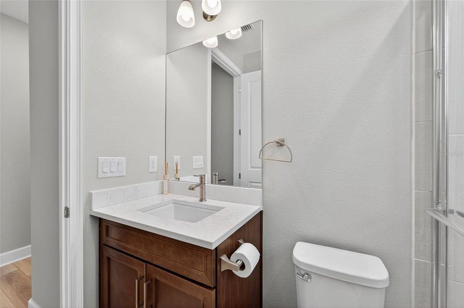 Furnished interior view inside a new home in , Apollo Beach (Image 15).