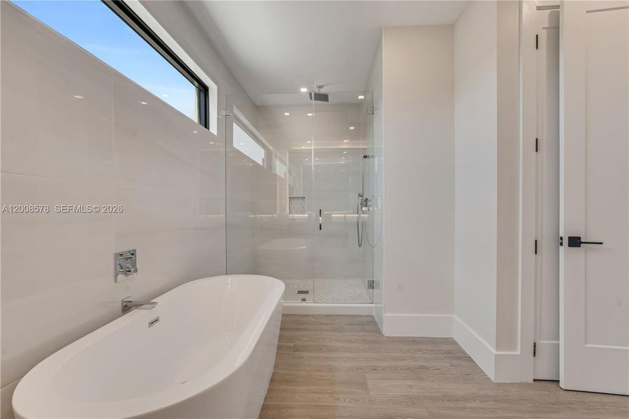 Furnished interior view inside a new home in , Surfside (Image 30).