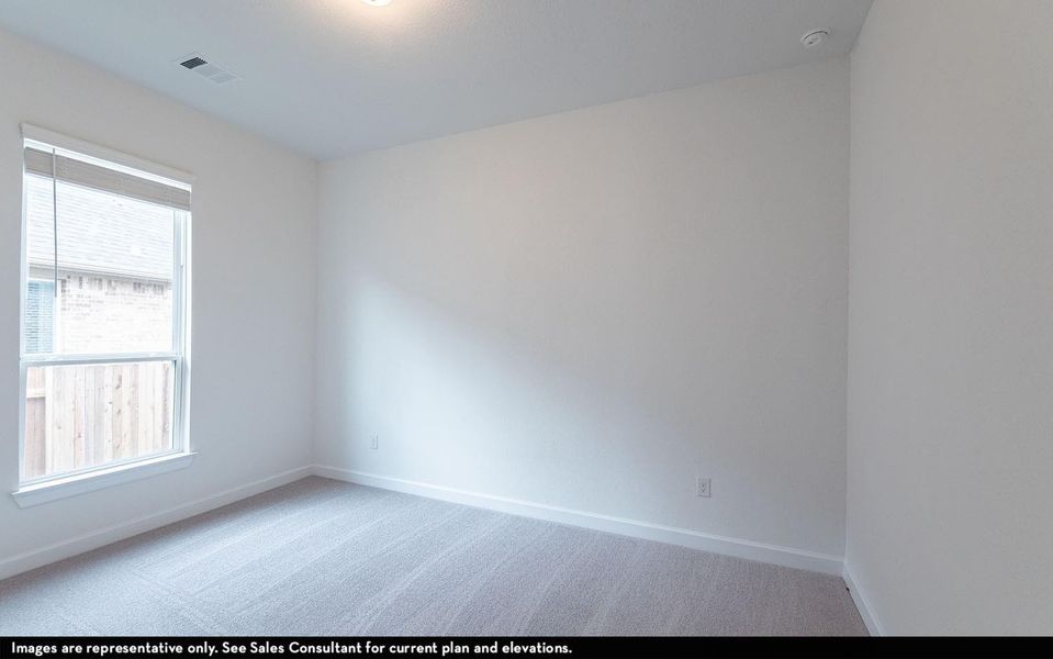 Spacious, unfurnished interior of a new home in Suncreek Estates, Rosharon (Image 15).