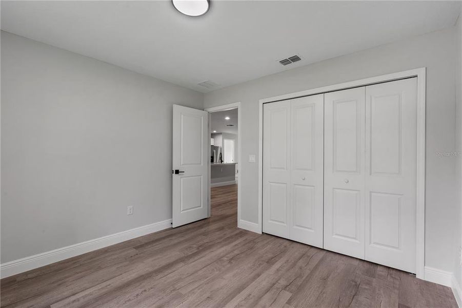 Spacious, unfurnished interior of a new home in , Orange City (Image 8).