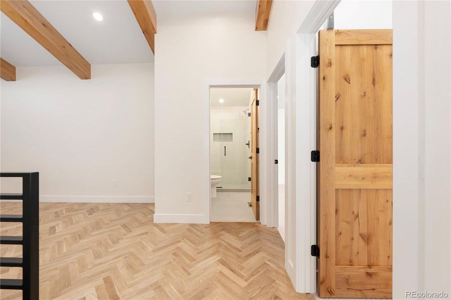 Image 36 of a home in .