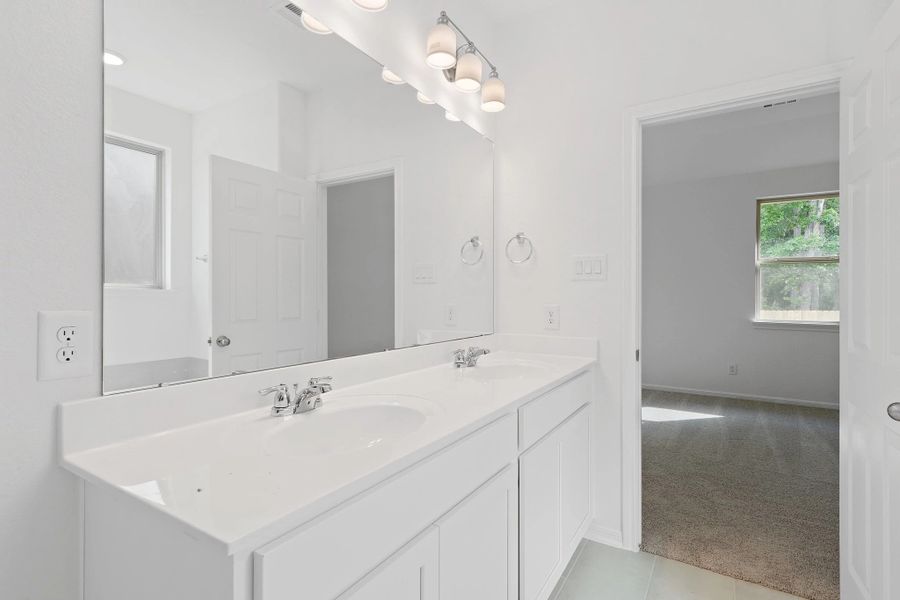 Sample product photo. Actual exterior and interior selections may vary by homesite. Photo may be virtually staged.