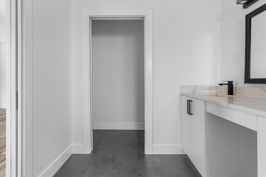 Image 39 of a home in .