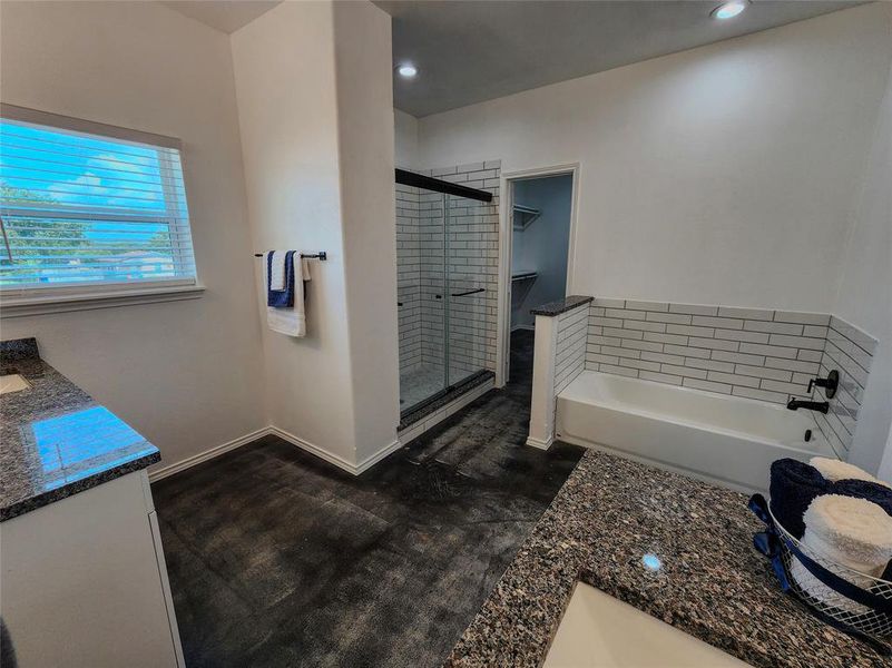 Furnished interior view inside a new home in , Kennedale (Image 6).