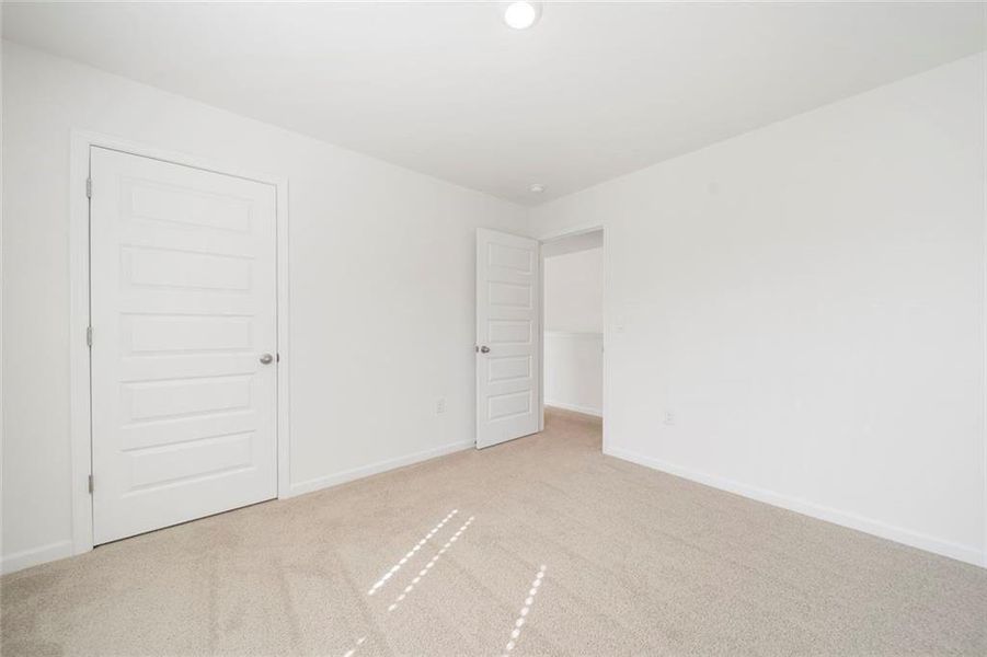 Spacious, unfurnished interior of a new home in Brooks Village, Dacula (Image 23).