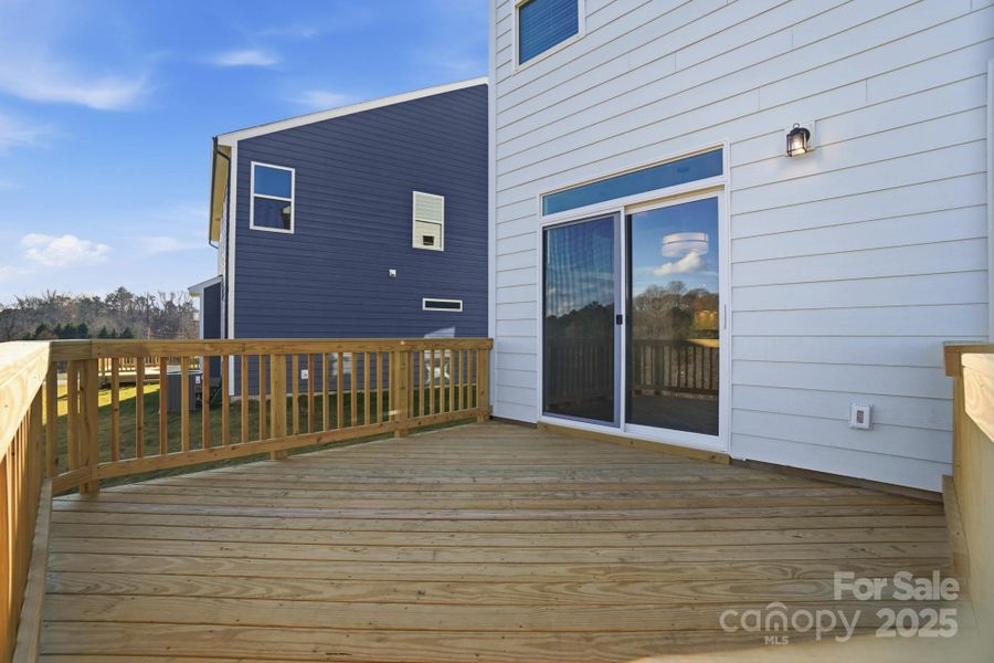 Exterior details and patio area of a home in Summerlin, Mooresville (Image 21).
