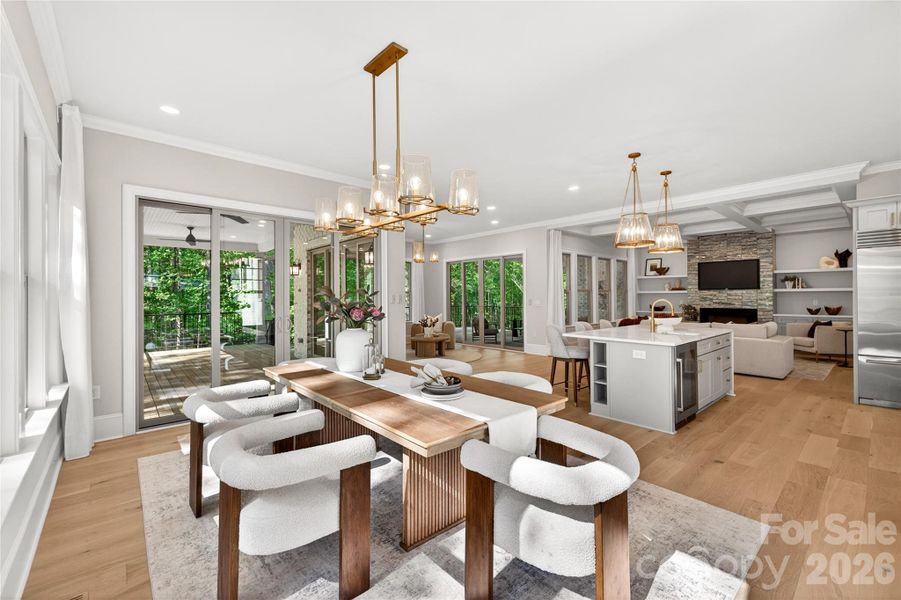 breakfast area w view of great room