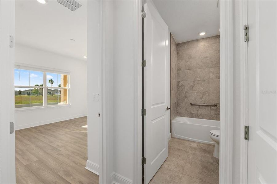 Spacious, unfurnished interior of a new home in , Ocala (Image 51).