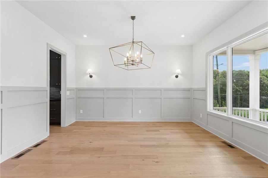 Spacious, unfurnished interior of a new home in , Atlanta (Image 35).