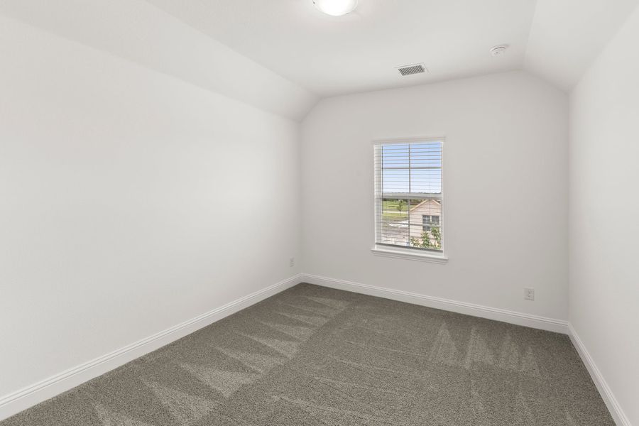Spacious, unfurnished interior of a new home in Walden Pond, Forney (Image 26).