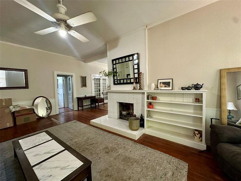 Furnished interior view inside a new home in , Paris (Image 5). Furnished interior view inside a new home in , Paris (Image 5).