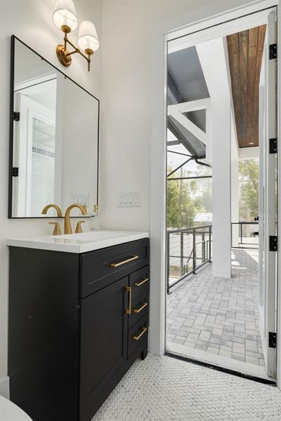 Furnished interior view inside a new home in , Tampa (Image 5).