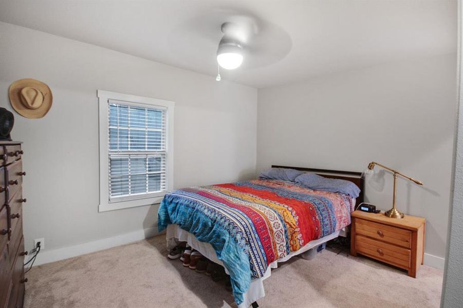 Furnished interior view inside a new home in , Weatherford (Image 4).