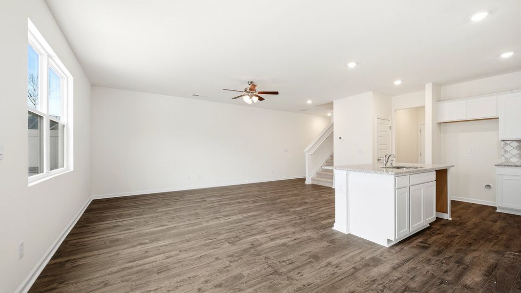 Spacious, unfurnished interior of a new home in Inverness at Sugarloaf, Lawrenceville (Image 18). Spacious, unfurnished interior of a new home in Inverness at Sugarloaf, Lawrenceville (Image 18).
