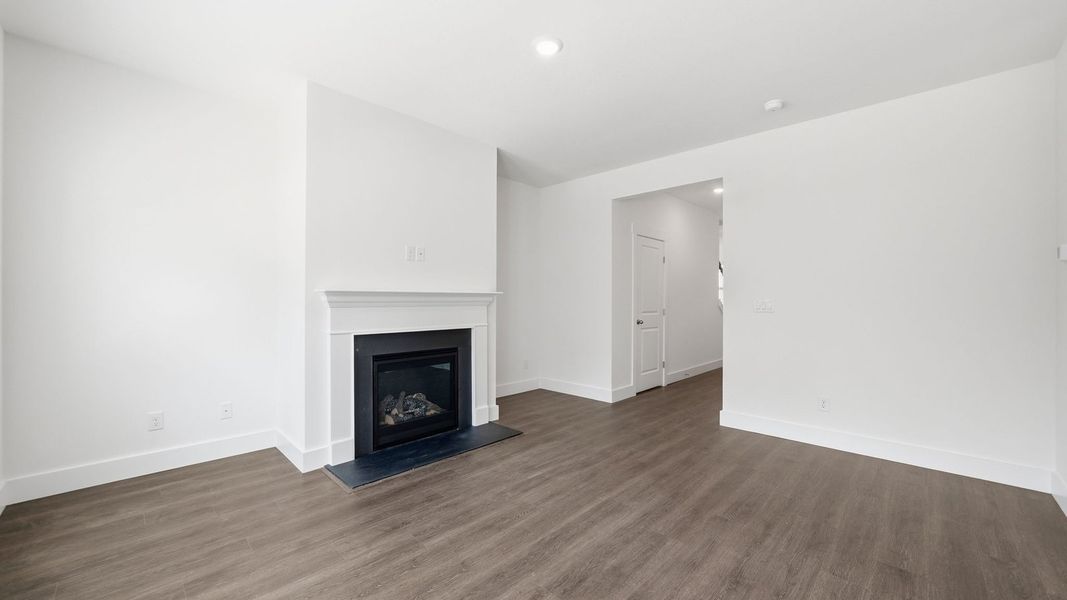 Spacious, unfurnished interior of a new home in Fieldcrest Acres, Blountville (Image 17).