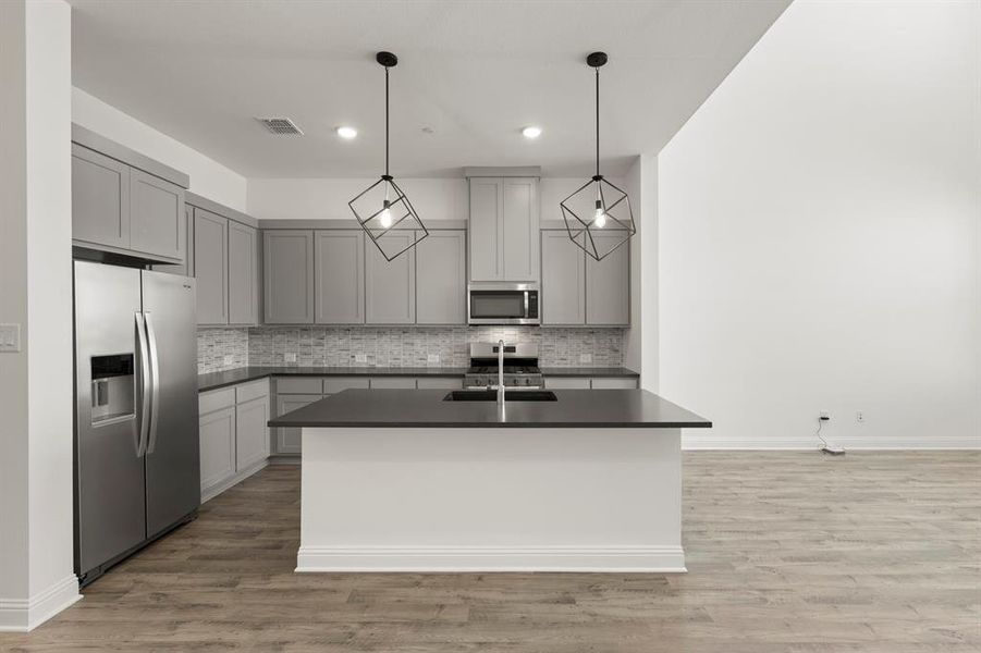 10. 2521 Huxley - Kitchen