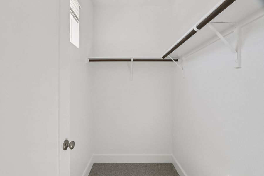 Spacious, unfurnished interior of a new home in Sauls Ranch, Round Rock (Image 33). Spacious, unfurnished interior of a new home in Sauls Ranch, Round Rock (Image 33).