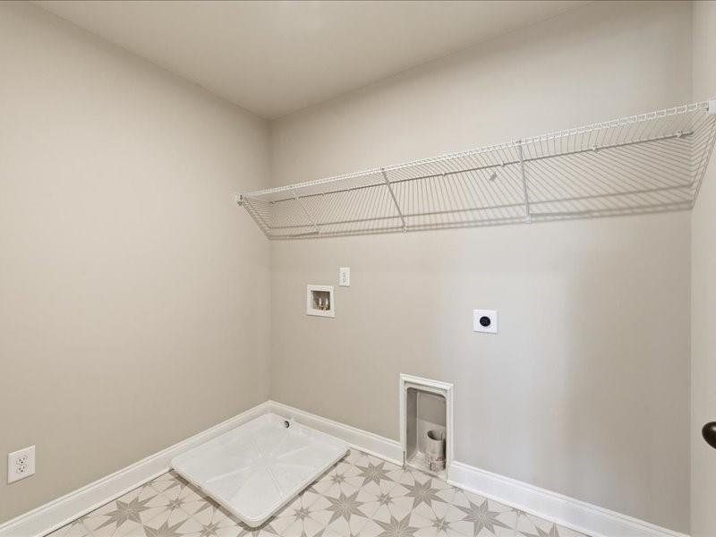 Spacious, unfurnished interior of a new home in Ford Landing, Acworth (Image 43).