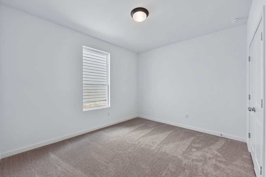 Spacious, unfurnished interior of a new home in Parkton Square, Kyle (Image 23).