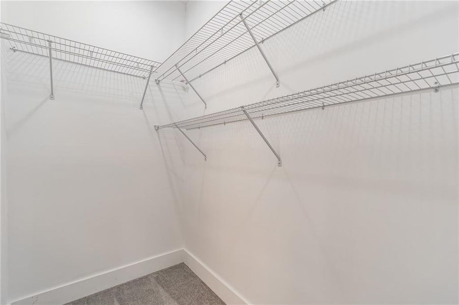 Image 34 of a home in .