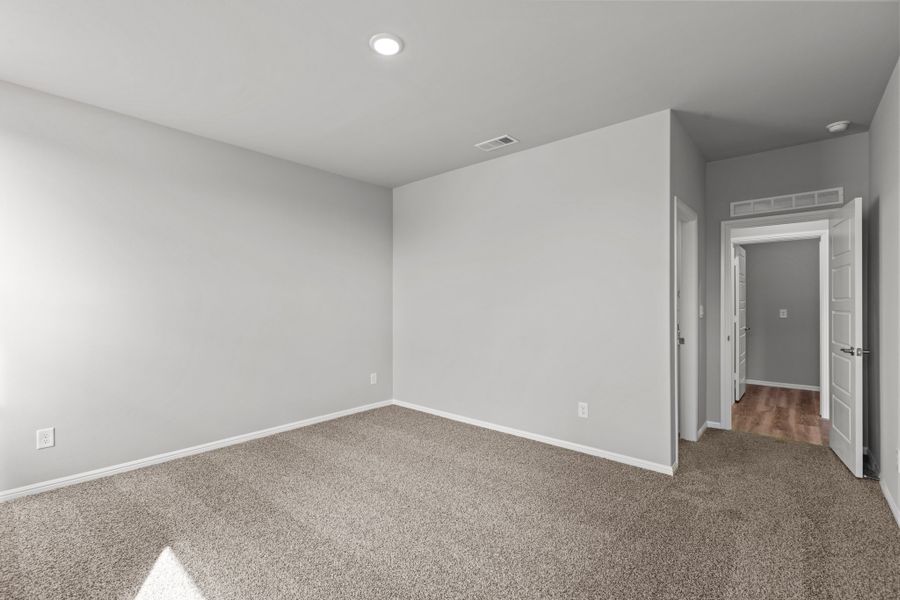 Representative unfurnished interior of a home built from the Tupelo by D.R. Horton in Yukon Ridge, Odessa (Image 19). Representative unfurnished interior of a home built from the Tupelo by D.R. Horton in Yukon Ridge, Odessa (Image 19).