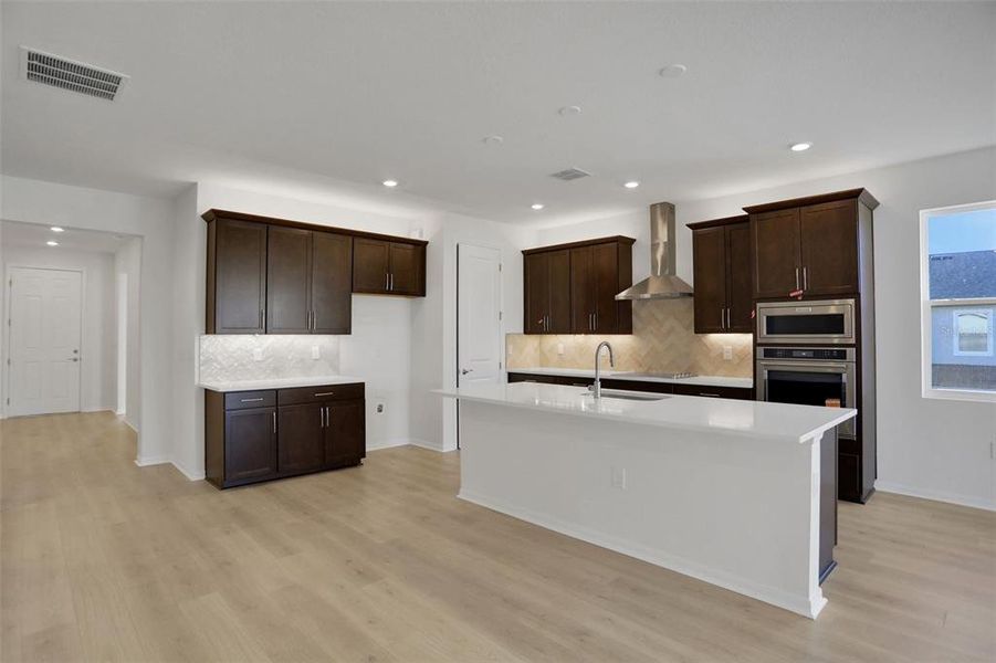 Furnished interior view inside a new home in Turnleaf, Punta Gorda (Image 8).