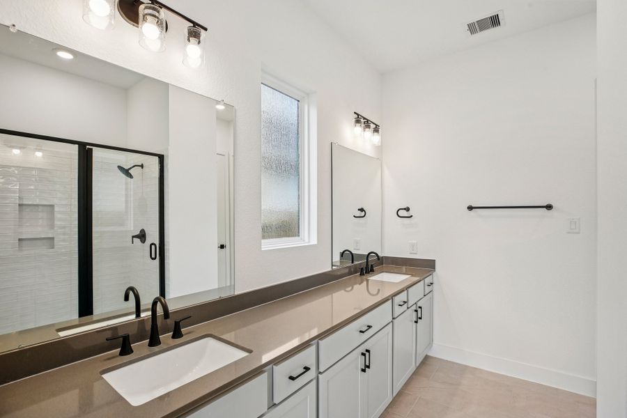 Furnished interior view inside a new home in Winfrey Estates, Tomball (Image 6).
