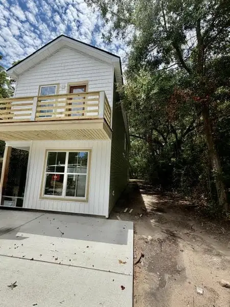 Image 32 of a home in . Image 32 of a home in .