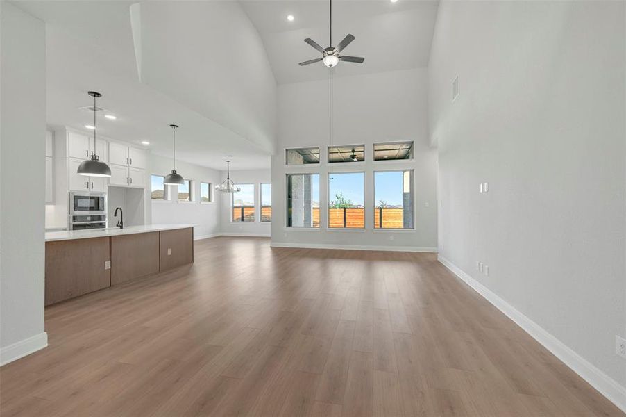 Spacious, unfurnished interior of a new home in The Ridge at Northlake, Northlake (Image 19).