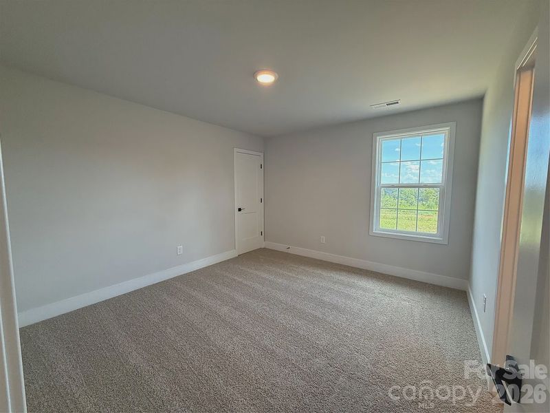 Spacious, unfurnished interior of a new home in Northlake, Statesville (Image 24).