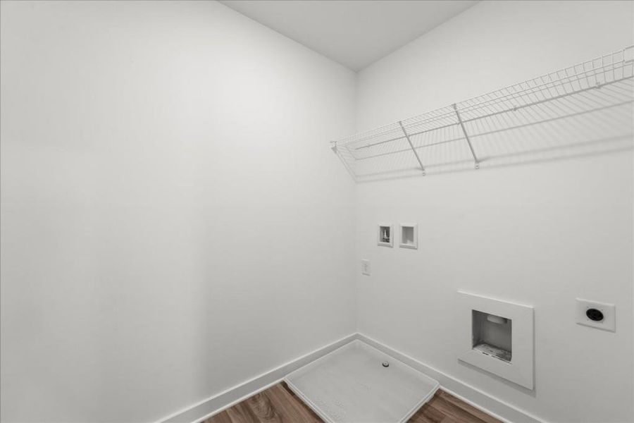Spacious, unfurnished interior of a new home in , Statham (Image 29).