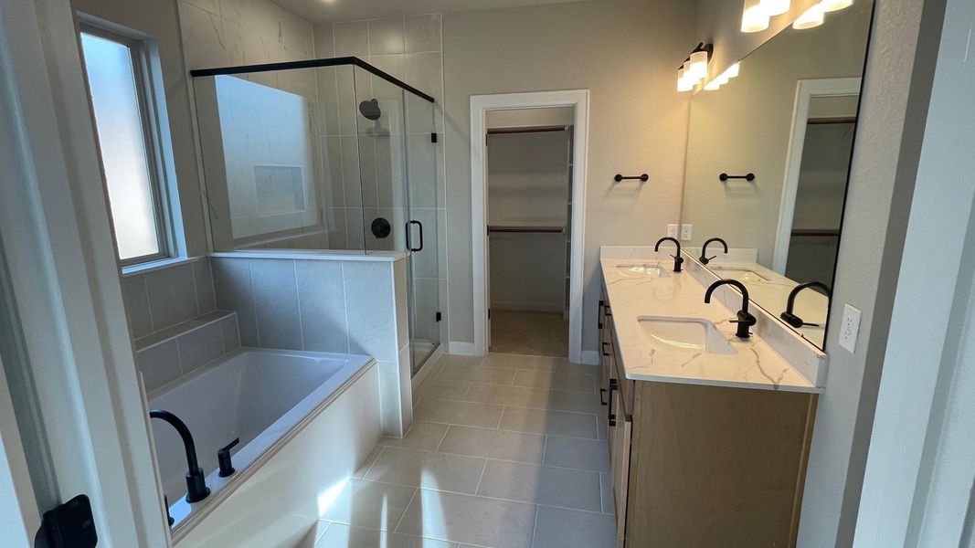 Furnished interior view inside a new home in Wellborn Settlement, College Station (Image 5).