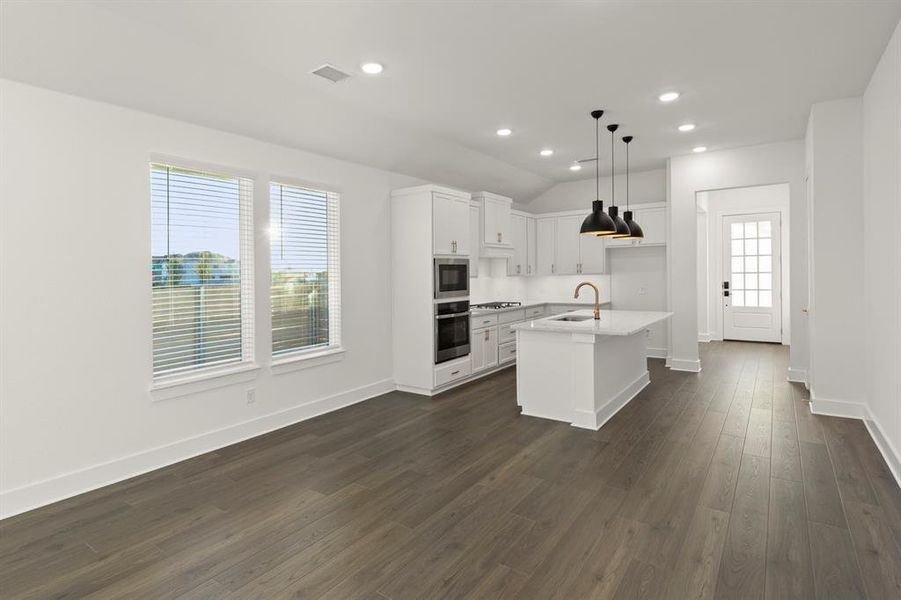 12. 2708 Painted - Dining