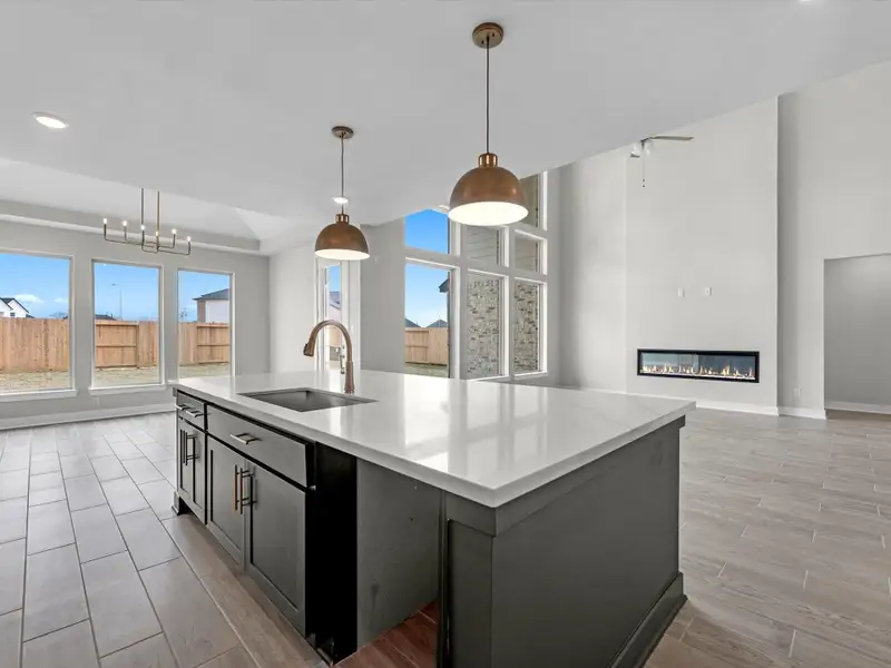 Representative image. Features, specifications, selections and colors may vary. Representative image. Features, specifications, selections and colors may vary.