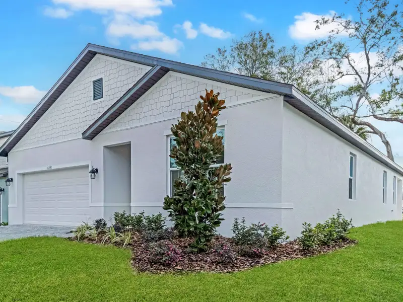 Representative exterior details of a home built from the Lark by Hartizen Homes in Eden Crest Single Family Homes, Apopka (Image 4).