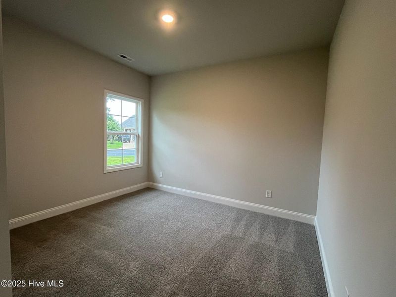 Spacious, unfurnished interior of a new home in Palmetto Creek, Bolivia (Image 18).