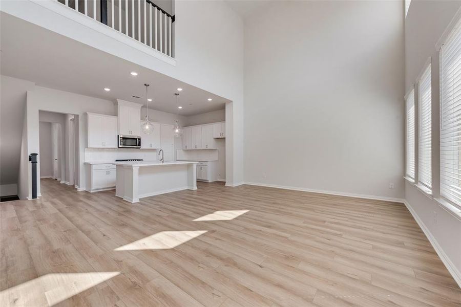 Spacious, unfurnished interior of a new home in , Frisco (Image 26).