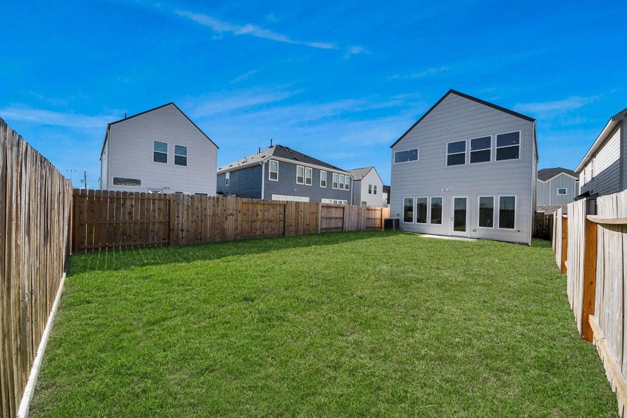 Exterior details and patio area of a home in , Houston (Image 22).