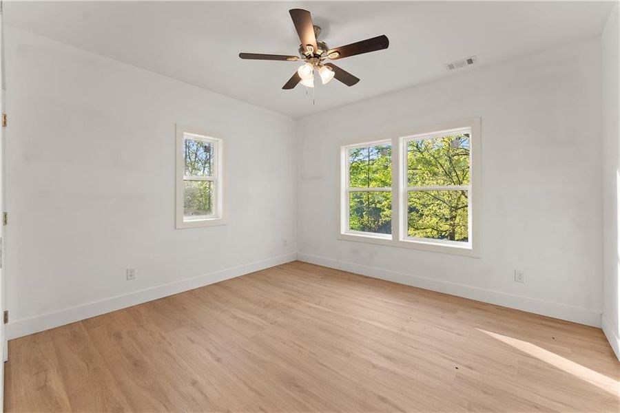 Spacious, unfurnished interior of a new home in , Cleveland (Image 20).