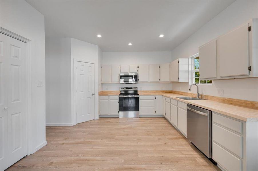 Furnished interior view inside a new home in , Cooper (Image 5).