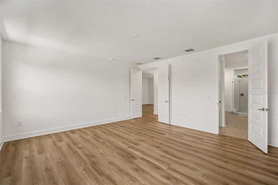 Spacious, unfurnished interior of a new home in , Tampa (Image 33). Spacious, unfurnished interior of a new home in , Tampa (Image 33).