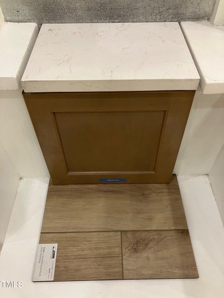 440 KF FM - Kitchen Island Photo