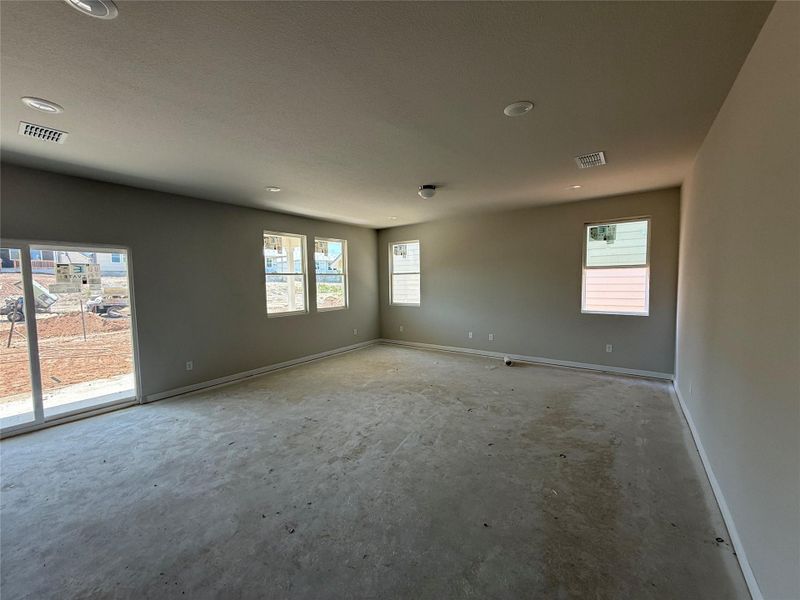 Spacious, unfurnished interior of a new home in Cannon Ranch 45s, Dripping Springs (Image 27). Spacious, unfurnished interior of a new home in Cannon Ranch 45s, Dripping Springs (Image 27).